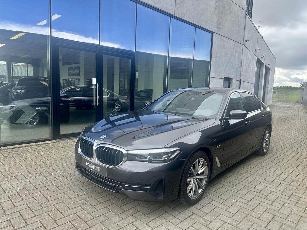 BMW 530 e PHEV, 0 min, 292 pk, Zwart, https://public.car-pass.be/vhr/36f4276d-64ff-490d-8c17-7f6e5eced4b6