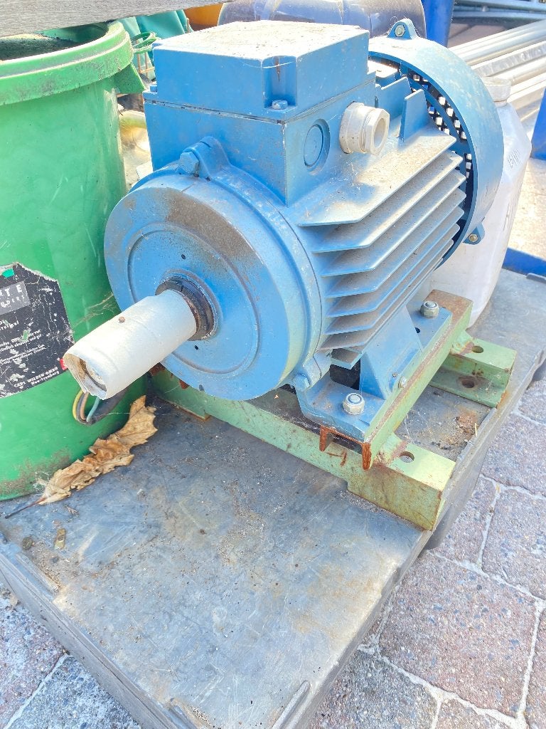 Motor, Doe-het-zelf en Bouw, Ophalen, Gebruikt, Minder dan 1400 rpm