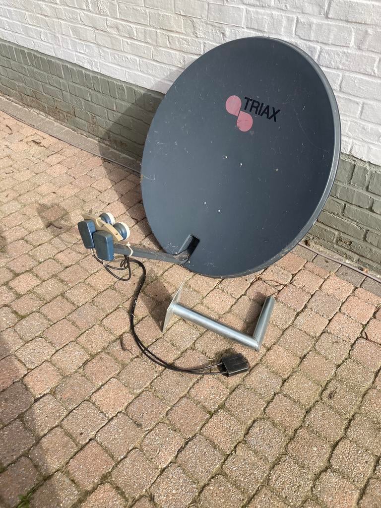 Satellietschotel 88cm + muurbeugel, Ophalen, Gebruikt