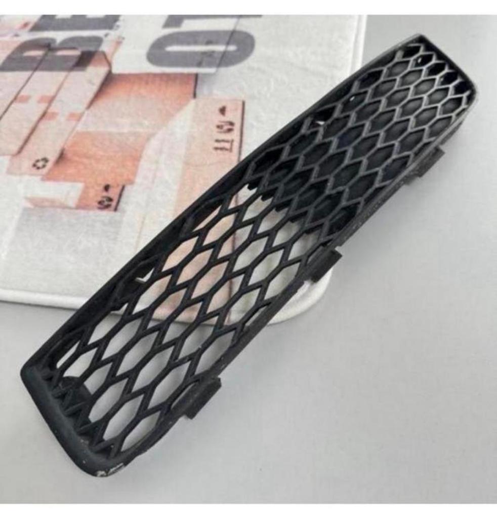 Couvercle de calandre gauche pour Audi TT 8N mk1 8N0807681A, Audi, Utilisé, Avant, Enlèvement ou Envoi
