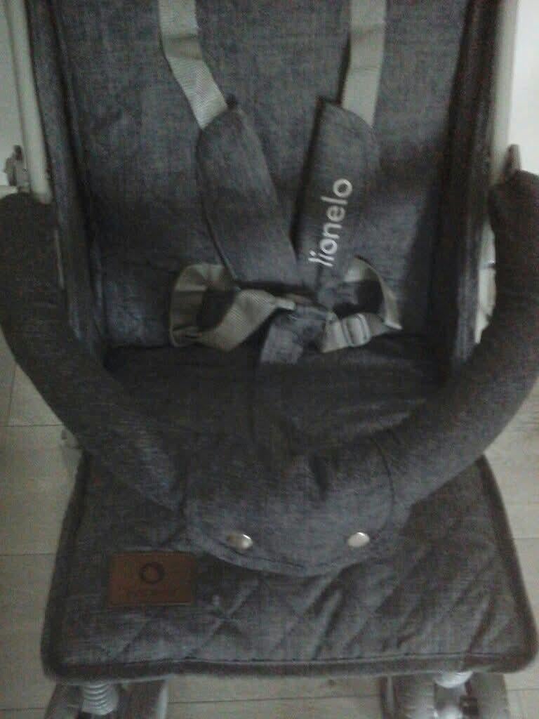 Poussette canne lionelo grise, Enlèvement, Neuf, Autres marques, Couverture pieds