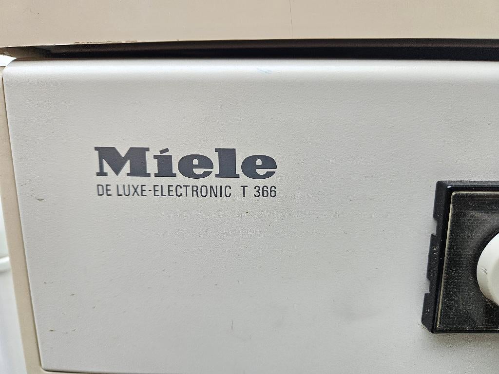 droogkast Miele, Ophalen, 6 tot 8 kg, Gebruikt, Minder dan 85 cm