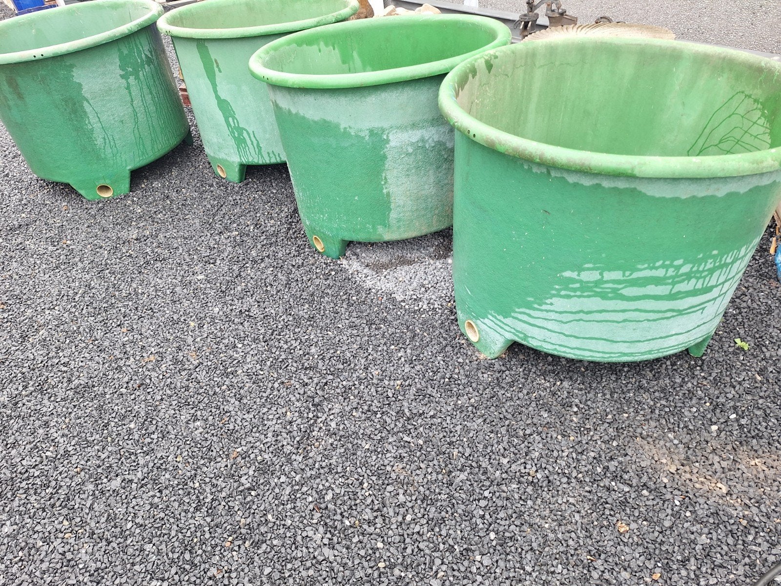 Grote groene polyester quarantainebakken
