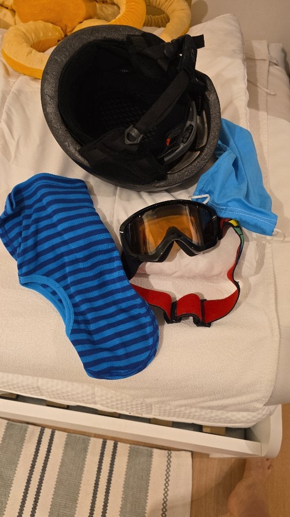 Skihelm met bril en bivakmuts, Sports & Fitness, Ski & Ski de fond, Enlèvement, Utilisé, Ski, Vêtements