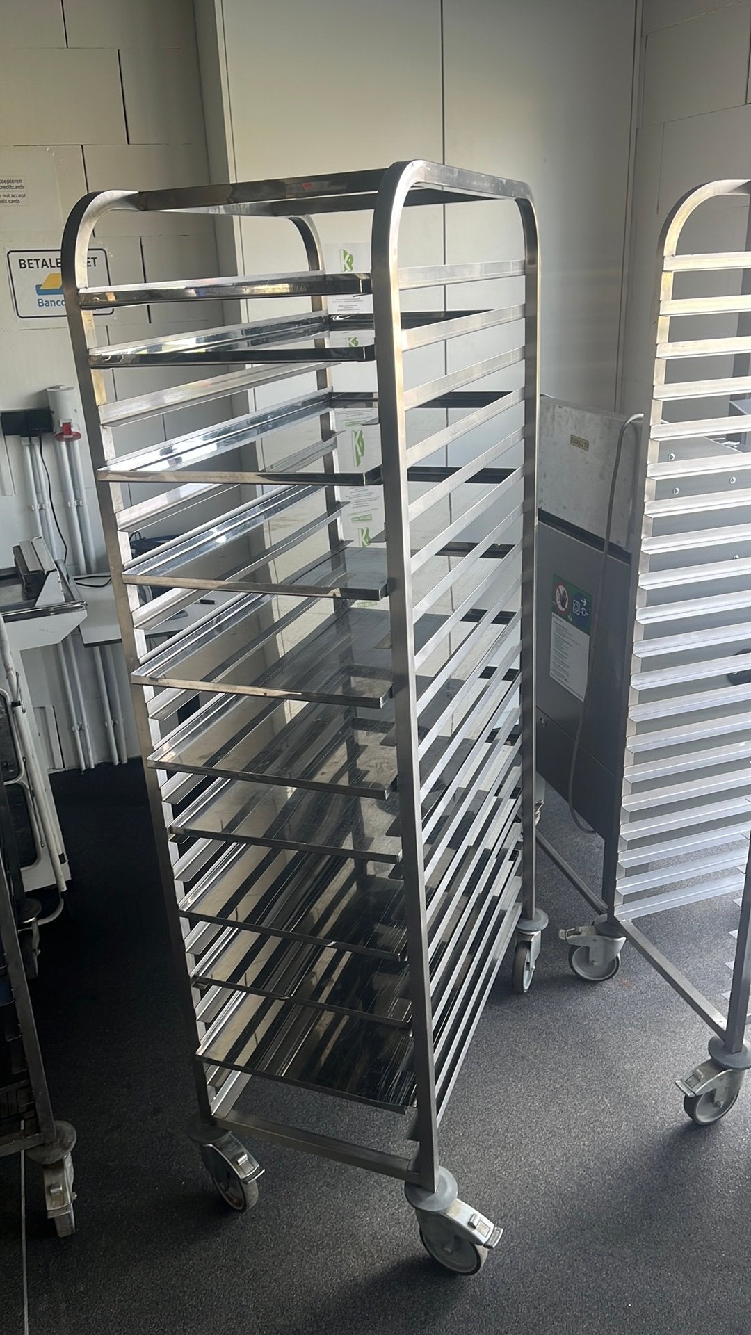 Inox platenkar 20 niveaus met 10 platen, Ophalen, Zo goed als nieuw