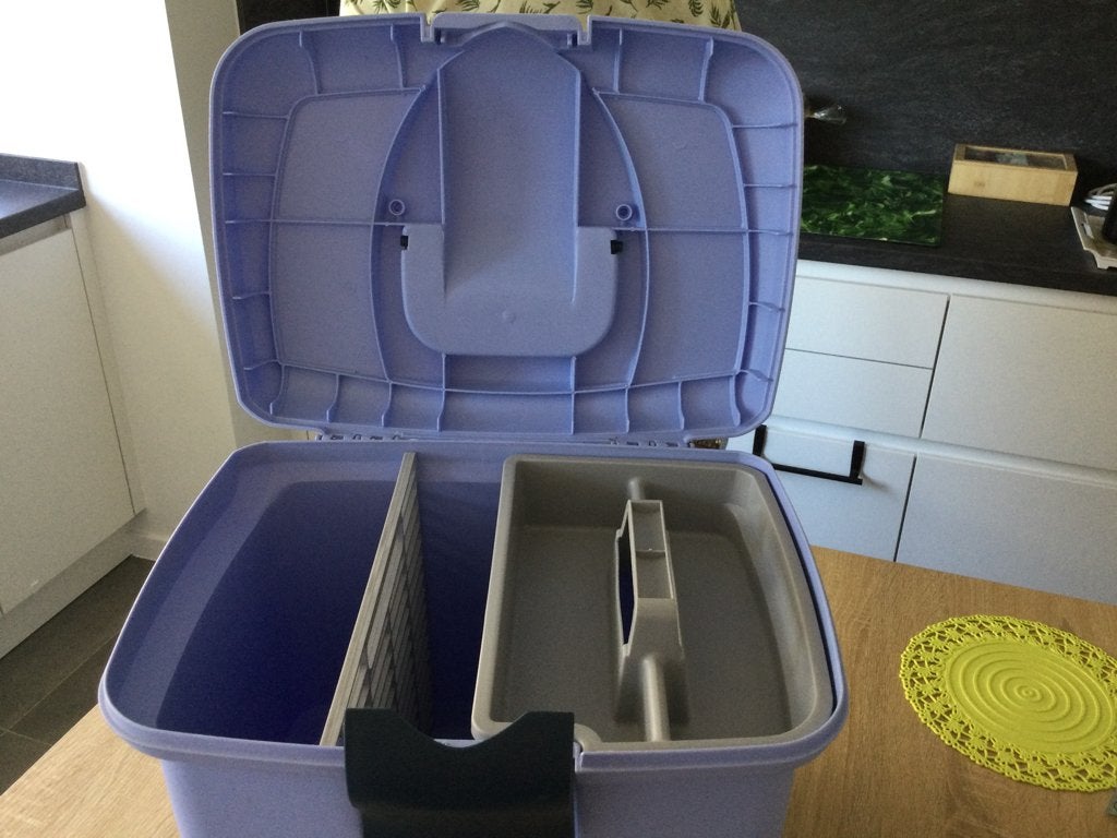Stevige box met een handig inzetbakje en tussenschot., Bleu, Comme neuf, Enlèvement, Autres marques