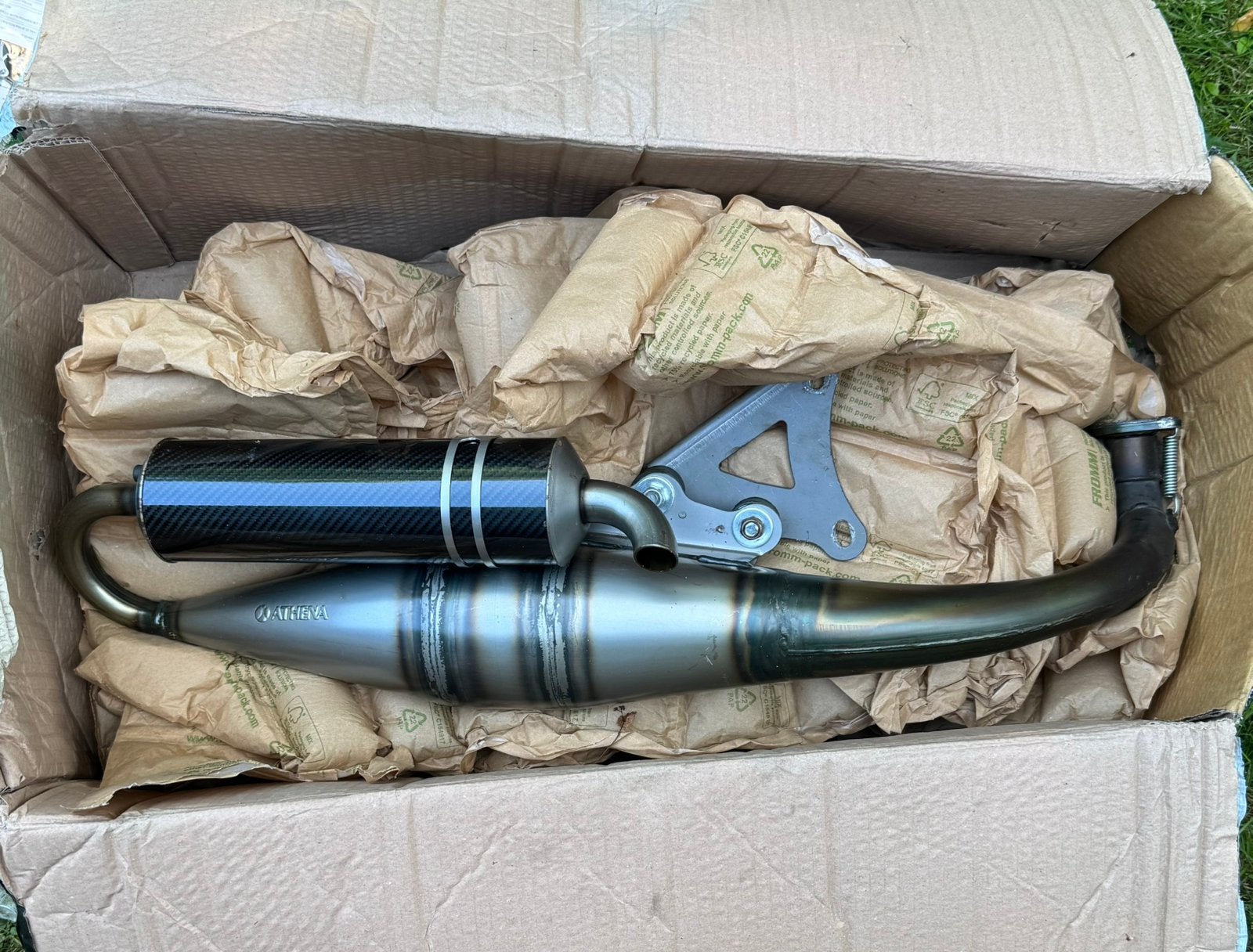 Pot athena racing nitro, Enlèvement ou Envoi, Comme neuf
