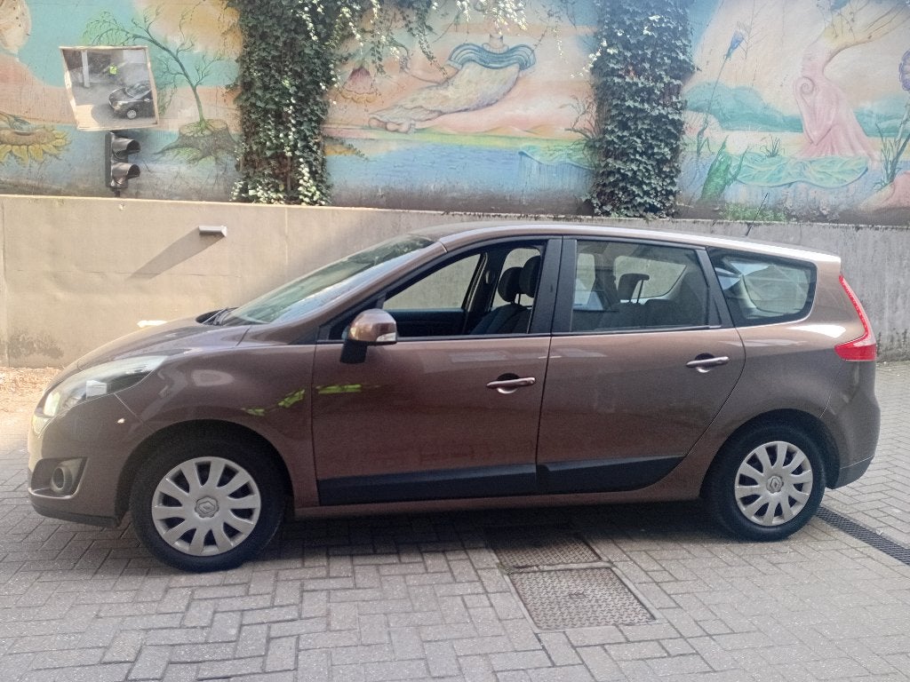 Renault Grand Scenic 1.6 i GPS/Climati 5 places First Beige, Particulier, Brun, Brun, Essence