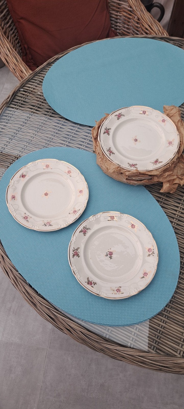 Assiettes à dessert boch la louviere, Enlèvement ou Envoi