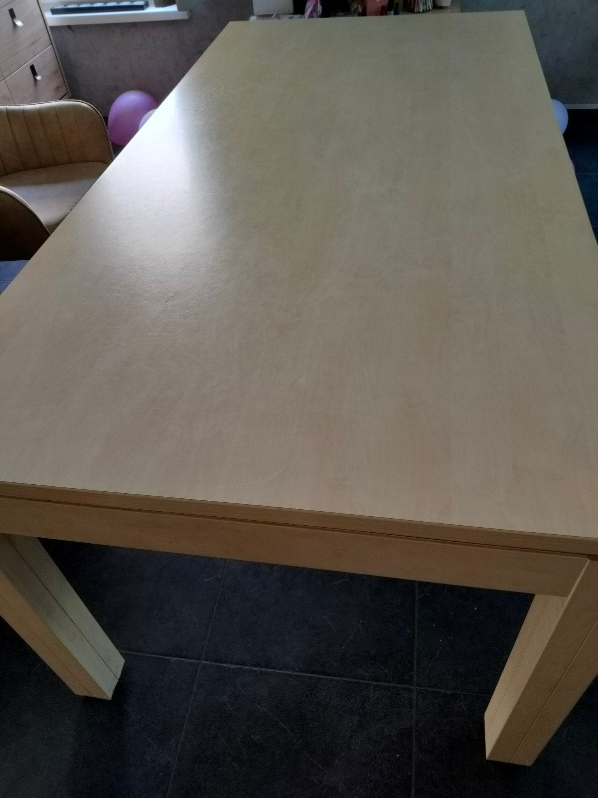 Eettafel en 6 stoelen gratis 1.80cm lengte en 90cm breedte, Huis en Inrichting, Tafels | Salontafels, Ophalen