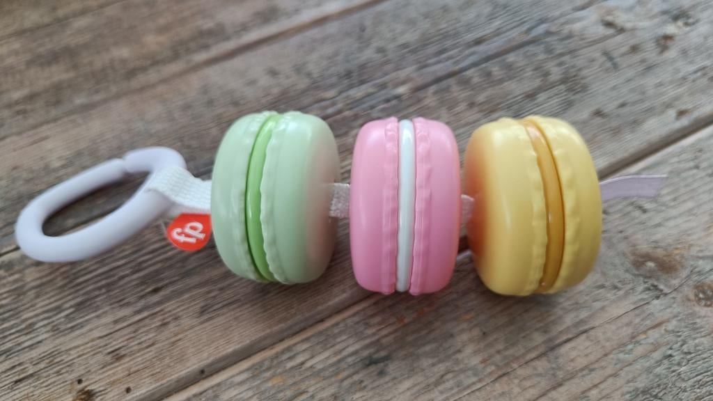 Fisher Price rammelaar macarons, Ophalen of Verzenden, Rammelaar