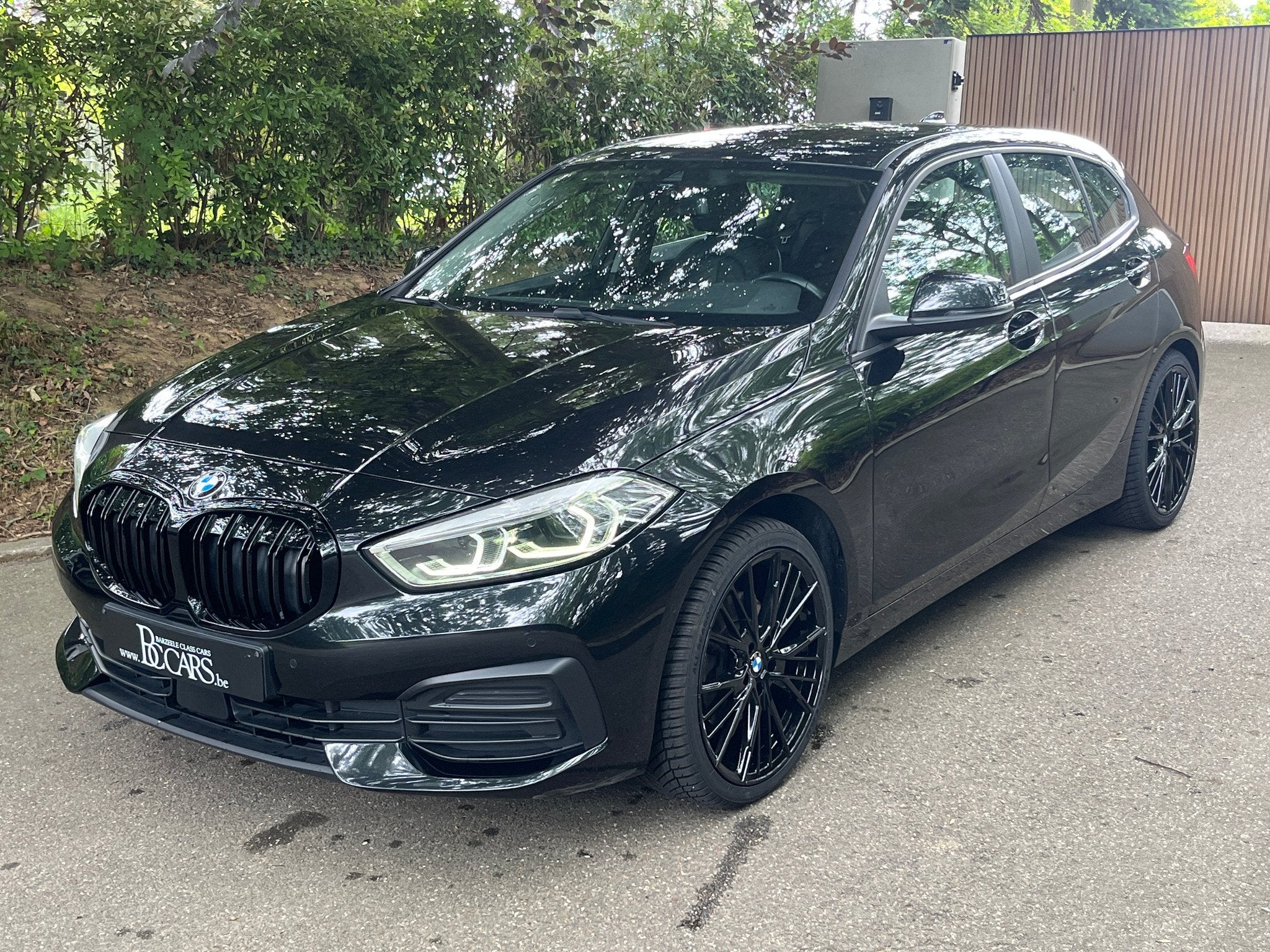 BMW 118 Full Led-Navi Prof-Cockpit Pro-Leer-Carplay-Cam19", Auto's, 1 Reeks, Gebruikt, 136 pk, Zwart