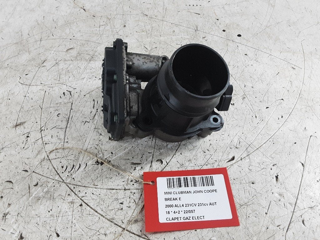 GASKLEPHUIS Mini Clubman (F54) (01-2014/02-2024) (7619008), Gebruikt, Mini, Petuelring 130
80809  München, DE, Minikundenbetreuung@mini.de