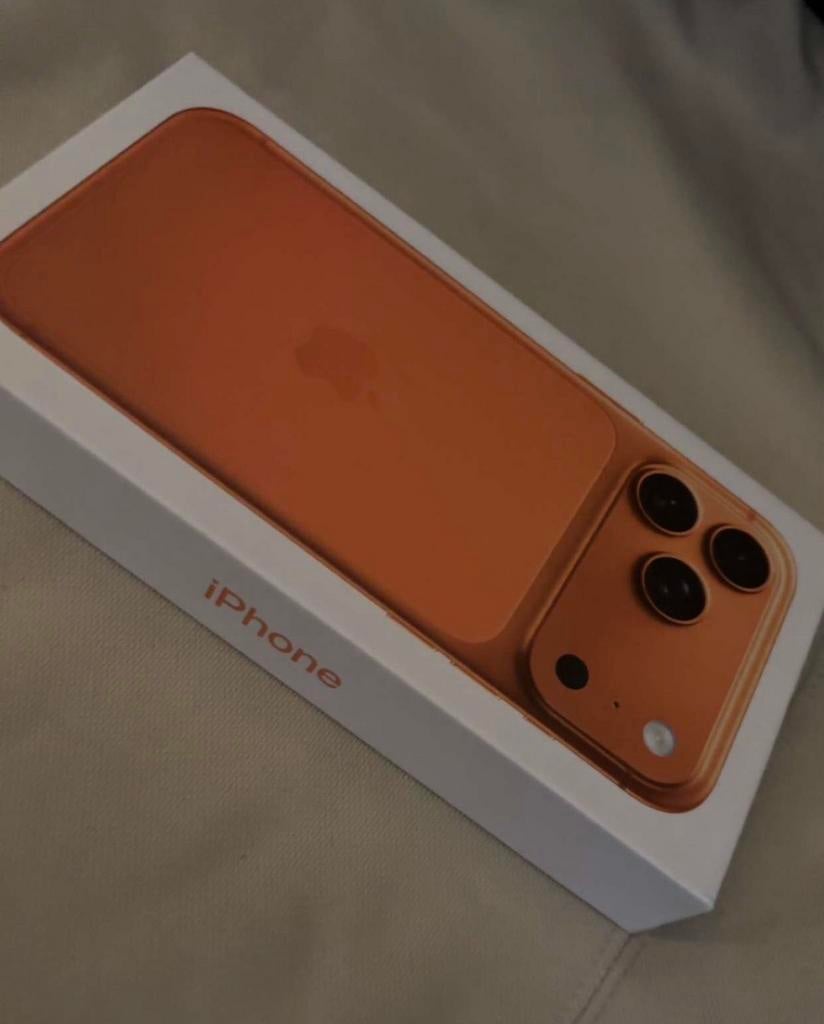 Iphone 17 pro max, Telecommunicatie, Ophalen, IPhone 17, Oranje, Zo goed als nieuw
