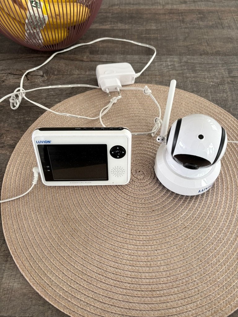 Luvion Essential Plus Babyfoon, Enfants & Bébés, Enlèvement, Utilisé, 250 mètres ou plus, Fonction Répondeur