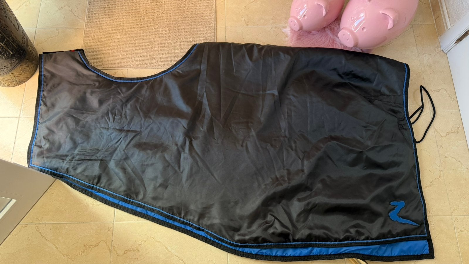 Horze uitrijdeken zwart/blauw – 155 cm– schade binnenvoering, Dieren en Toebehoren, Full (L), Gebruikt, Overige merken, Overige typen