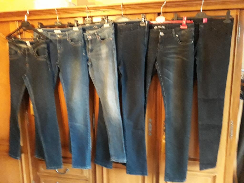 Verschillende jeans broeken, Enlèvement, Taille 38/40 (M)