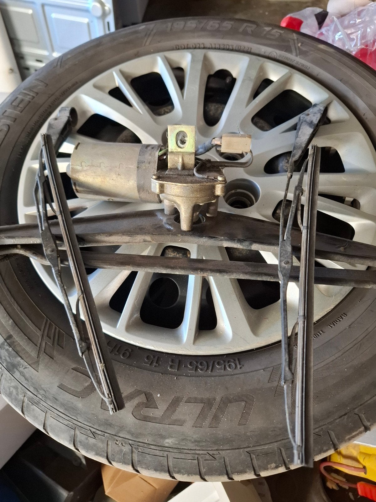 moteur essuie glace avec bras vw cox, Enlèvement