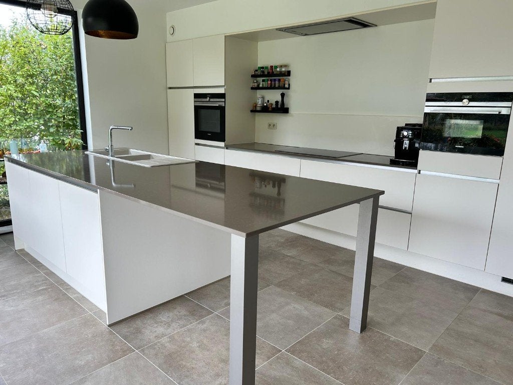 keuken, Enlèvement, Utilisé, Composite, Avec îlot