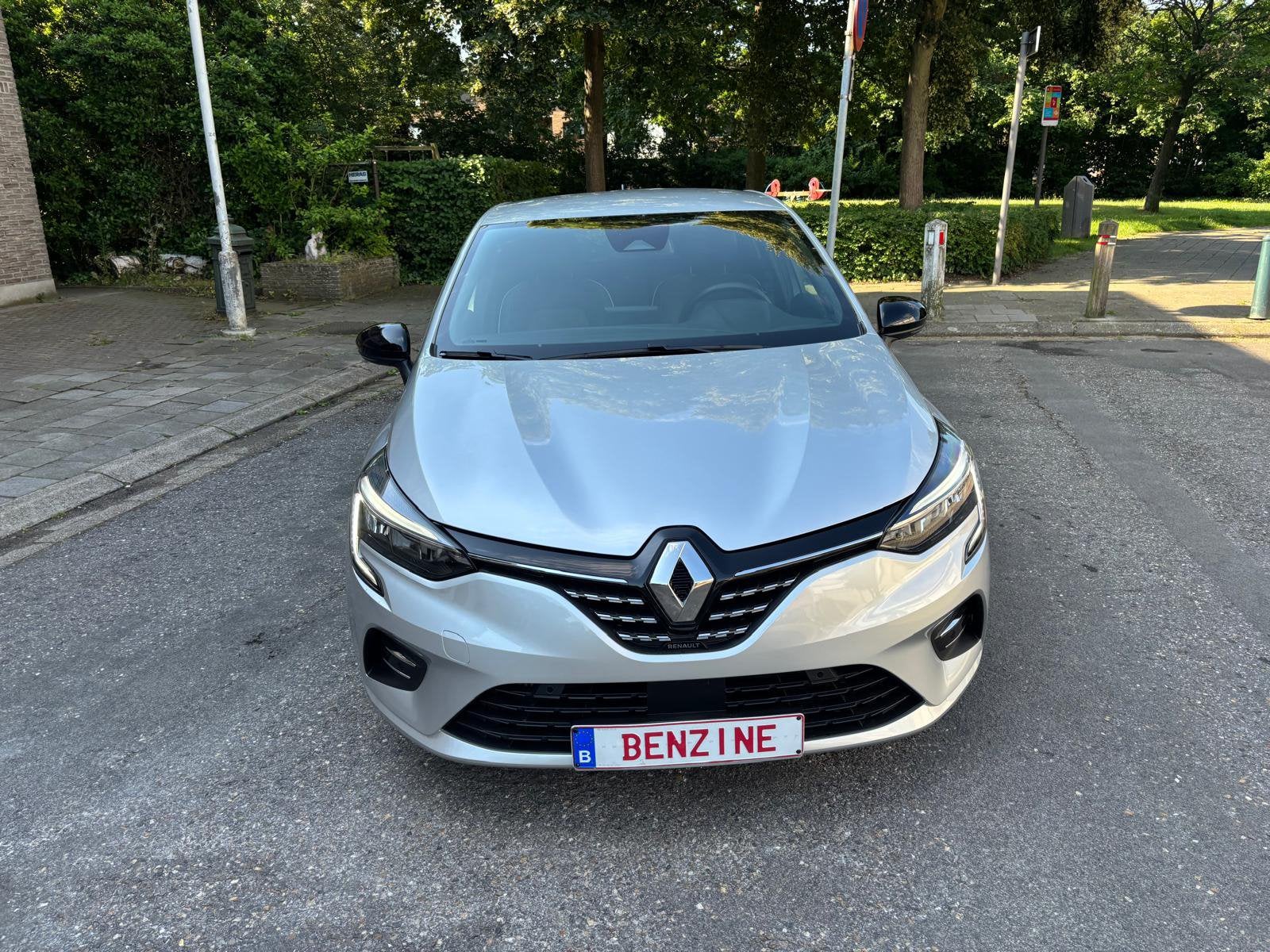 Renault Clio 1.0 benz 15600km 2023 carplay  garantie, Autos, Achat, Euro 6, Entreprise, Garantie prolongée