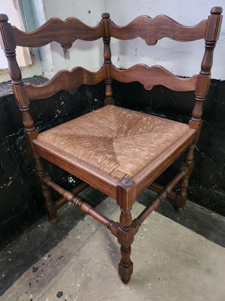 Chaise carrée