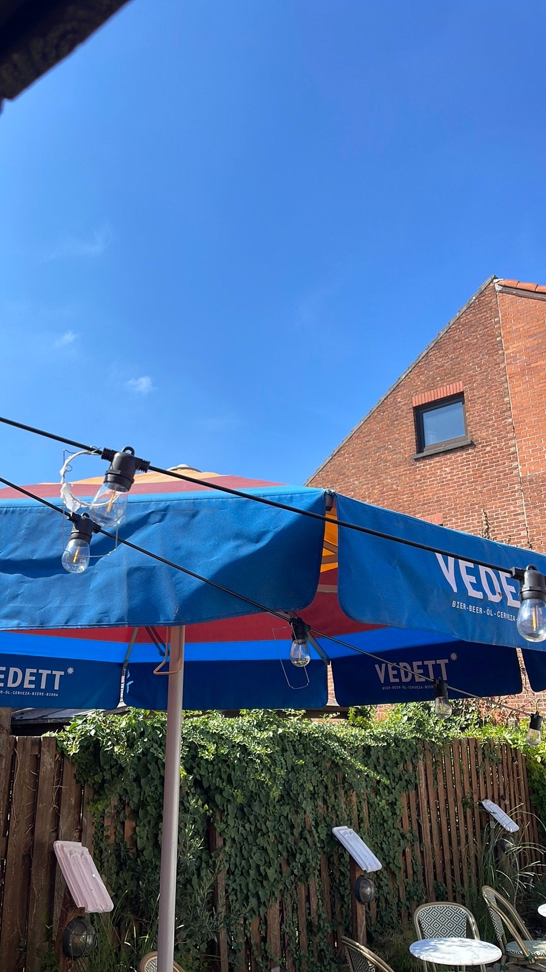Parasol VEDETT, Jardin & Terrasse, Parasols, Enlèvement, Utilisé, Plus de 4 mètres, Parasol flottant