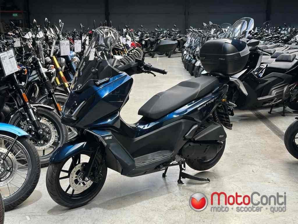 Kymco Skytown 125 2025 [349 km], Ophalen, Overige modellen, 125 cc, Zo goed als nieuw