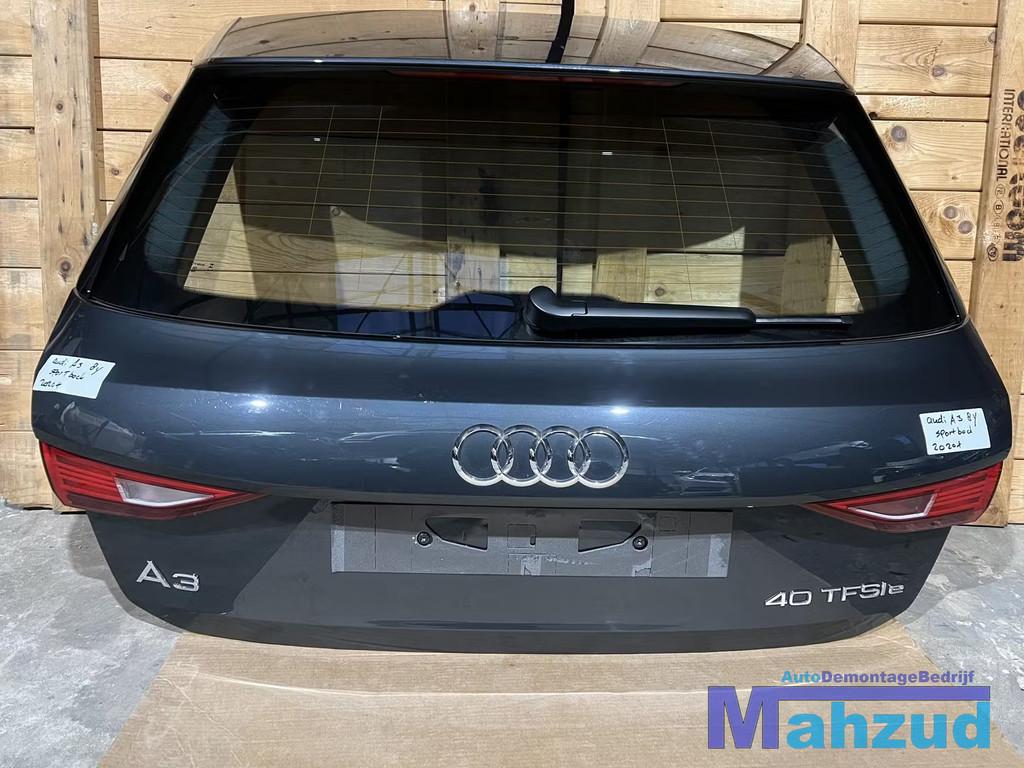 AUDI A3 8Y Sportback hybrid Grijs achterklep 2019+, Arrière, AUDI AG, Auto-Union-Strasse 1
85045  Ingolstadt, DE, Audi