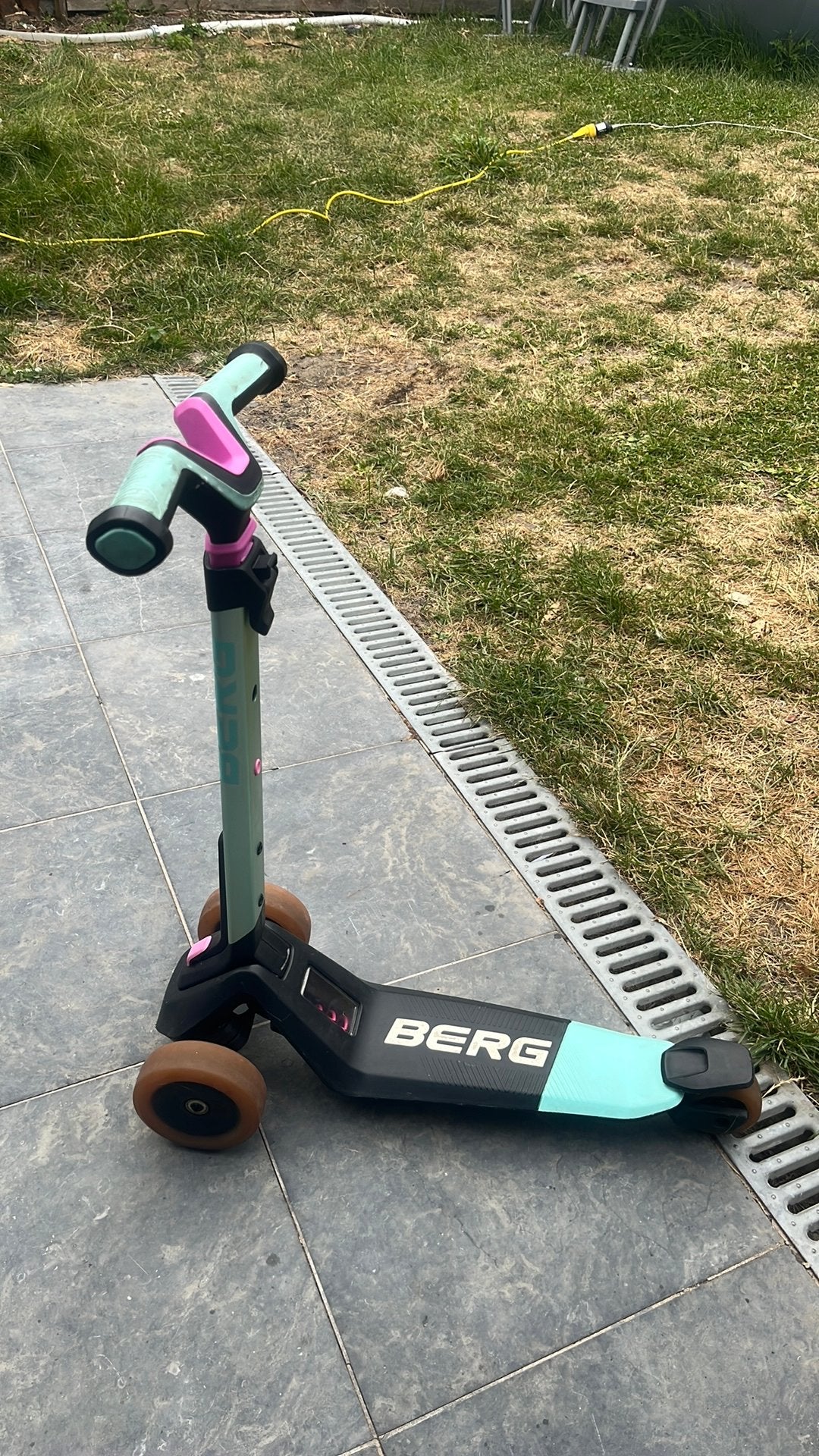 Step met drie wielen, Fietsen en Brommers, Steps, Ophalen, Gebruikt, Gewone step