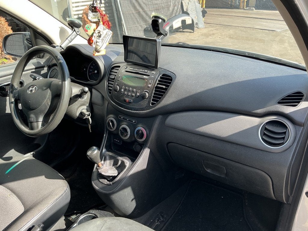 VEILIGHEIDSGORDEL RECHTS VOOR i10 (F5) (|888800X3004X|), Auto-onderdelen, Hyundai Motor Deutschland GmbH, Gebruikt, Kaiserleipromenade 5
63067  Offenbach am Main, DE