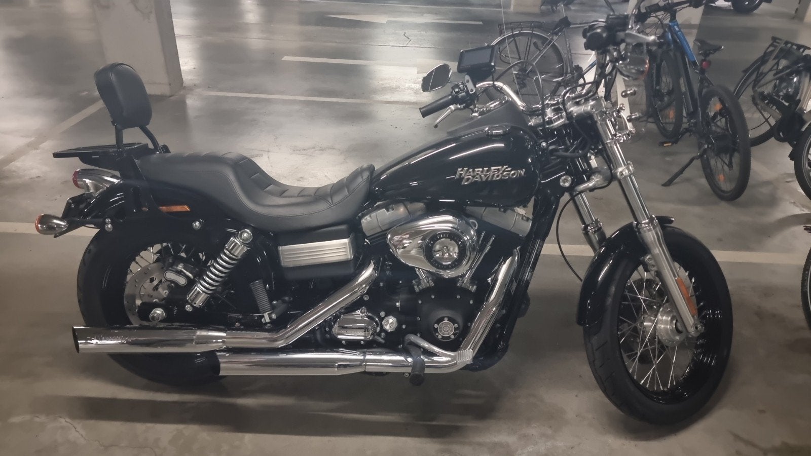 street bob, Motos, Enlèvement, Utilisé