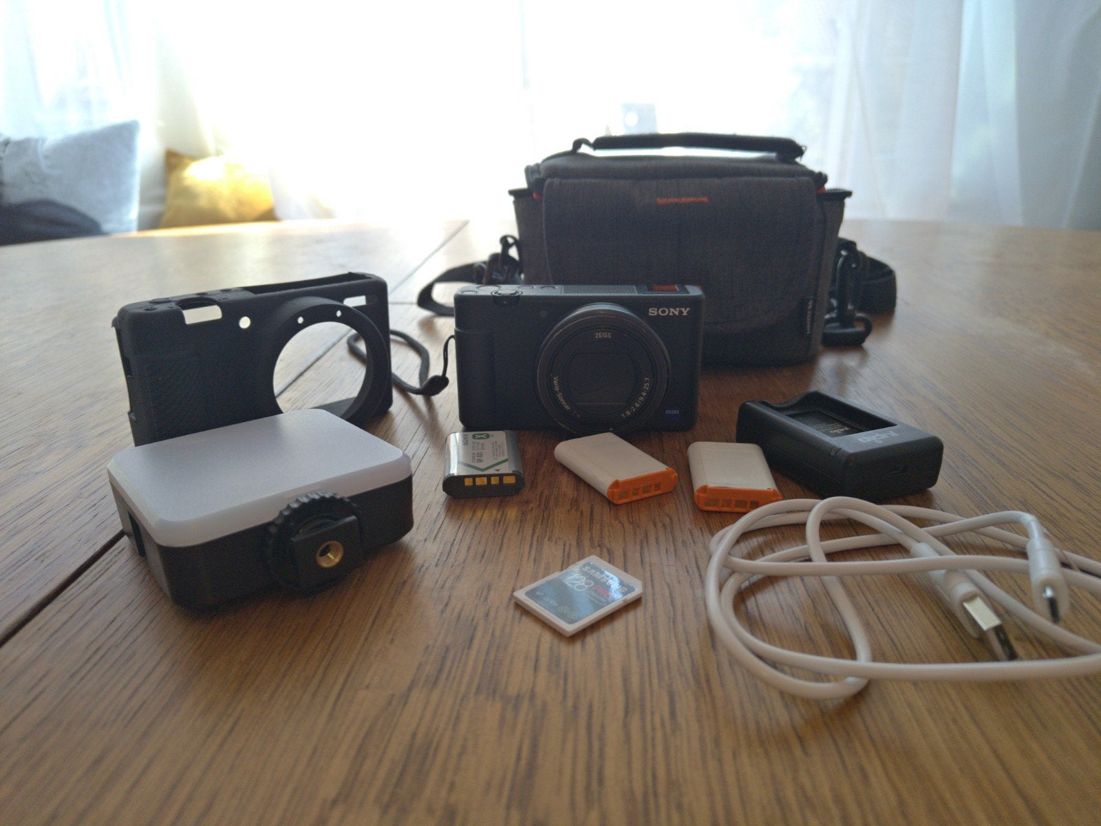 Camera Sony ZV1 met accessoires, Audio, Tv en Foto, Ophalen, Camera