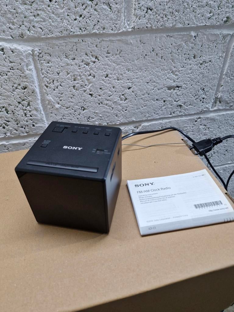Sony radio réveil cube, Enlèvement