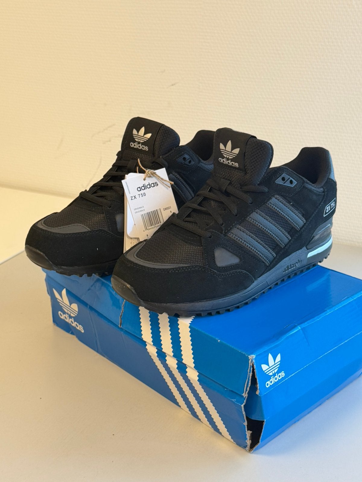 Adidas Originals ZX 750 Black Sneakers Nieuw Maat 42 ZX750, Kleding | Heren, Zwart, Nieuw, Ophalen of Verzenden, Sneakers
