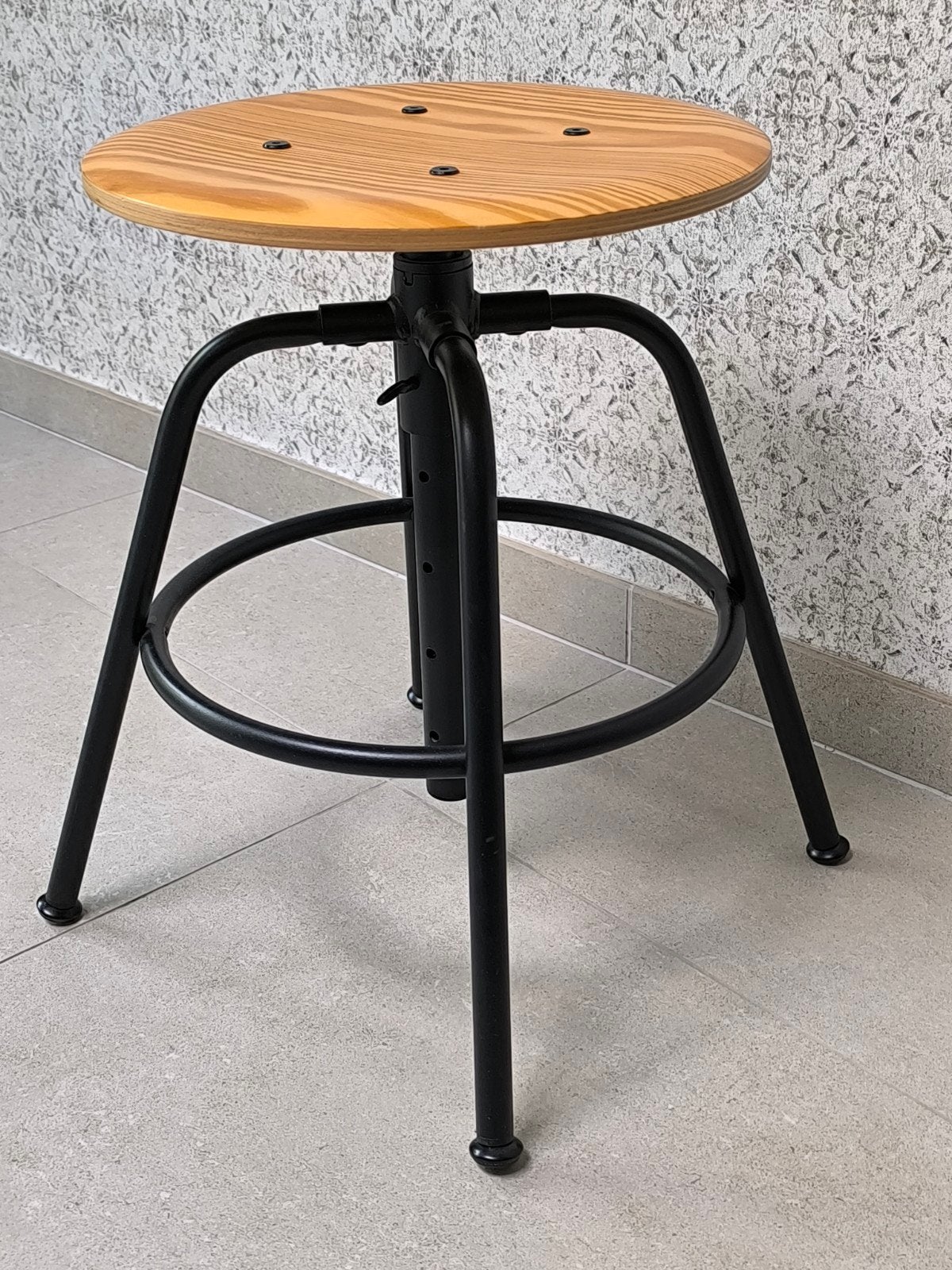 Ikea KULLABERG Kruk, in hoogte verstelbaar (Goede staat!), Huis en Inrichting, Ophalen, In hoogte verstelbaar, Gebruikt