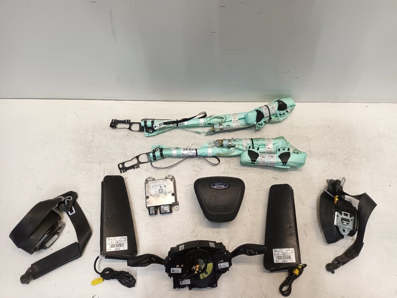 Airbag set Ford Transit, Onderdelen@venauto.nl, Van der Ven Autorecycling B.V., Gebruikt, Ettenseweg 76, 4706 PB Roosendaal, The Netherlands