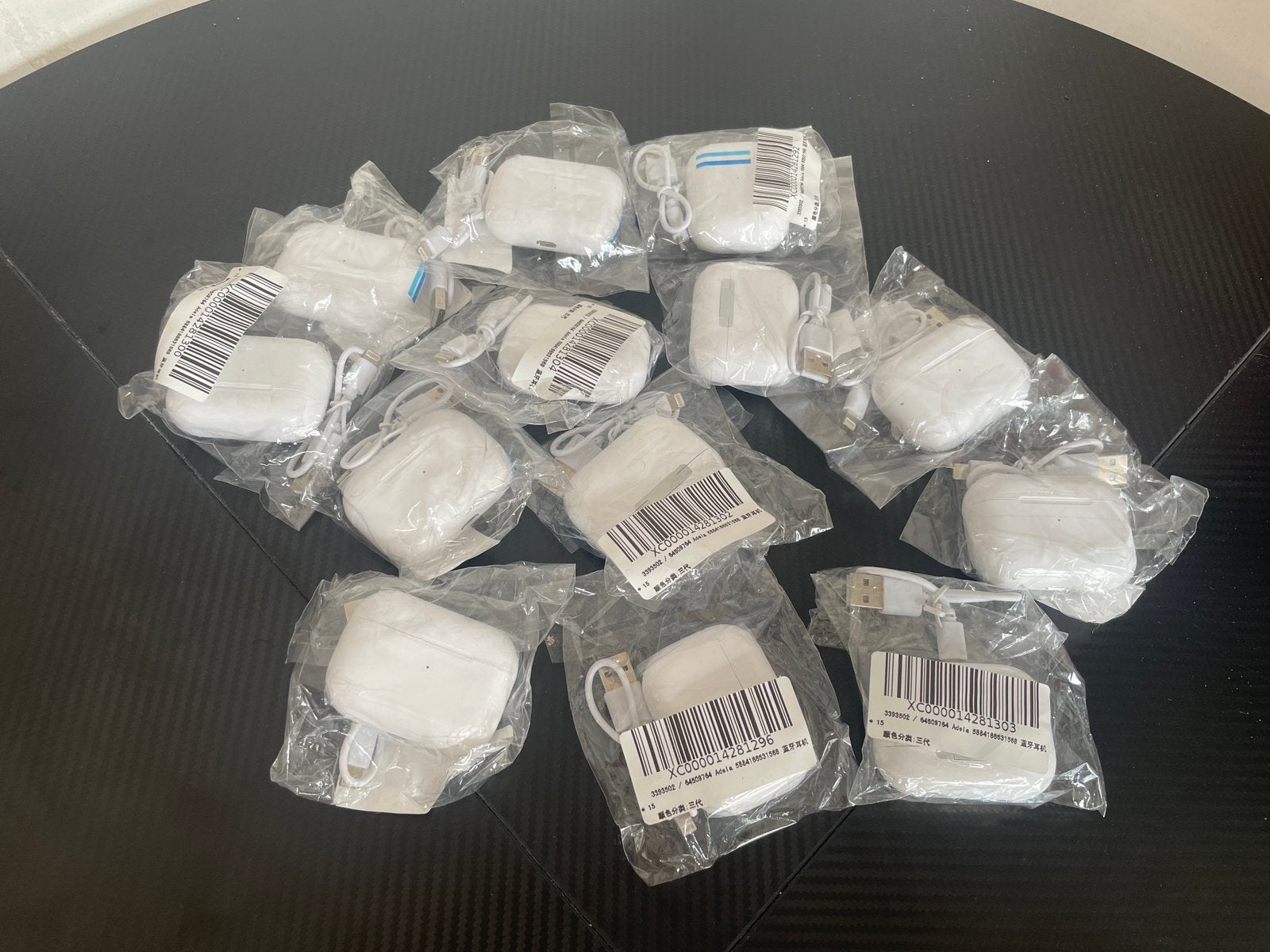 13 paar oortjes, Télécoms, Neuf, Enlèvement ou Envoi, Bluetooth, Blanc