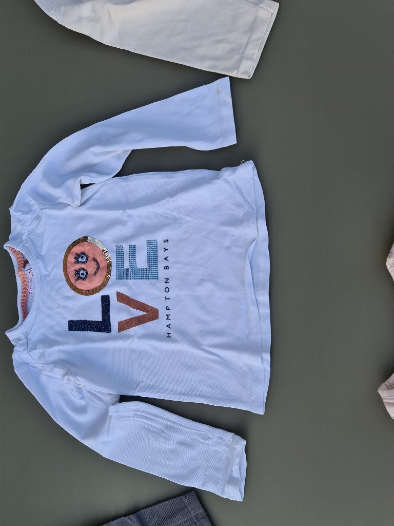 witte longsleeve t-shirt Love Hampton Bays 104, Kinderen en Baby's, Kinderkleding | Maat 104, Ophalen, Zo goed als nieuw