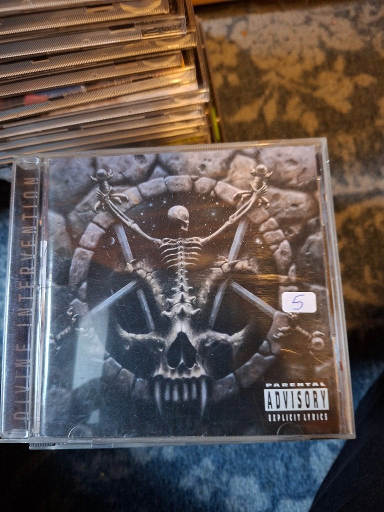 cd - slayer - divine intervention, CD & DVD, Thrash metal, Enlèvement ou Envoi, Comprend un livret, Comme neuf