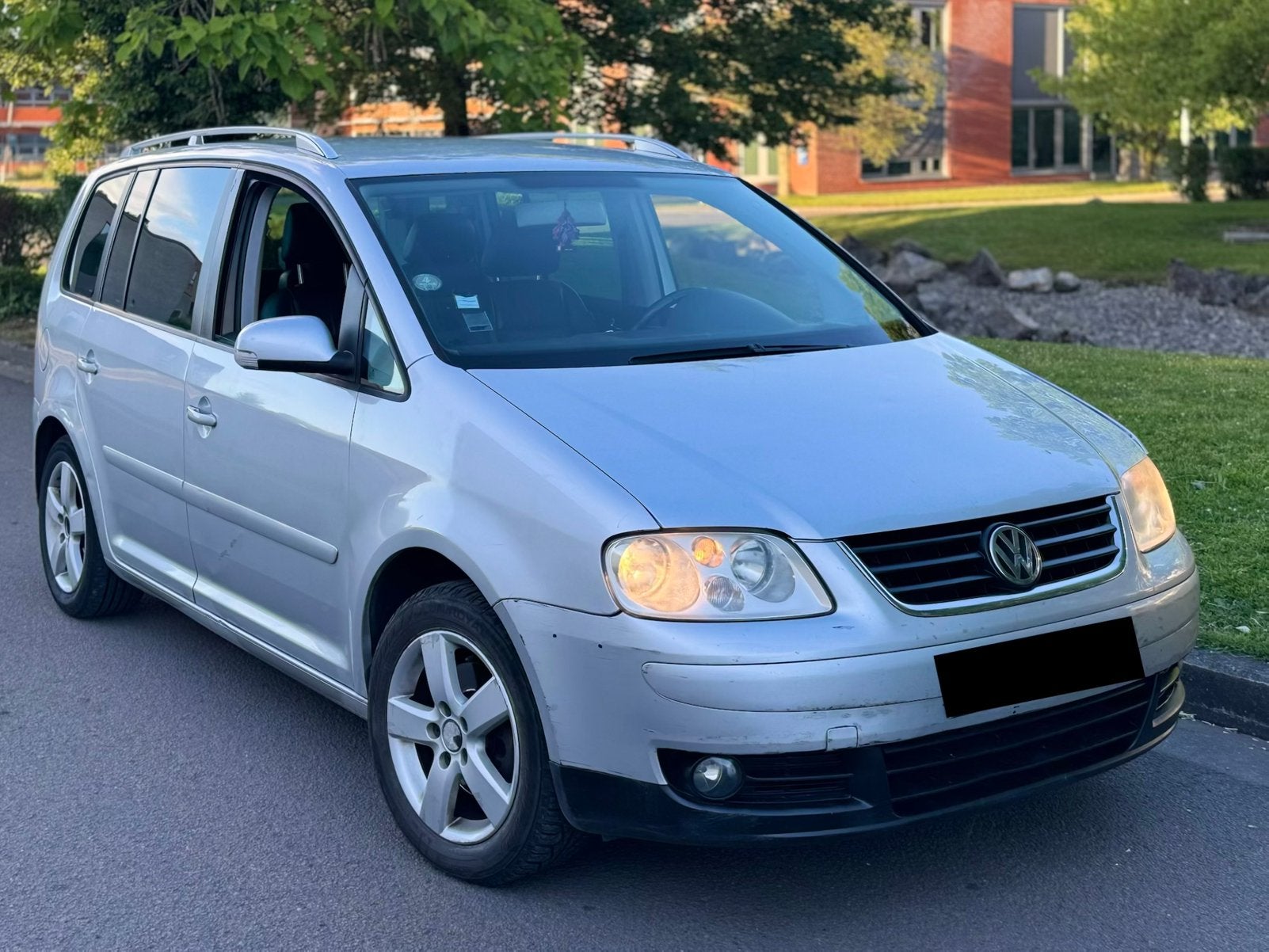 Volkswagen Touran 2.0TDI Automatique 7 Place, Autos, Volkswagen, Cuir, Argent ou Gris, Achat, Noir