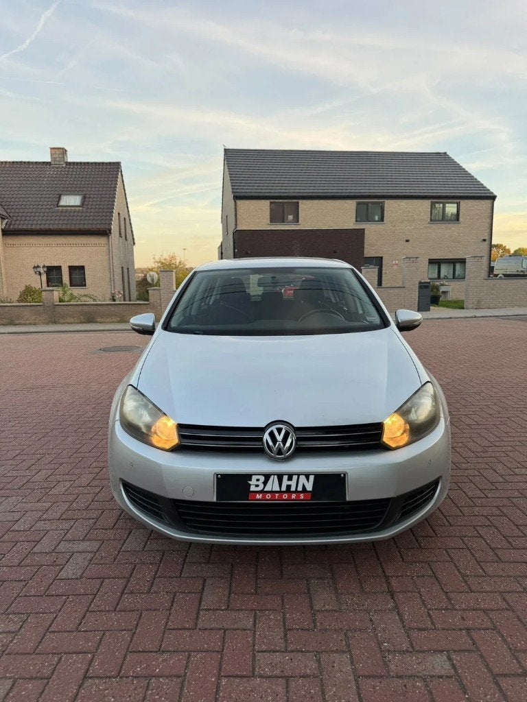 VOLKSWAGEN Golf, 57 kW, Argent ou Gris, Achat, Entreprise