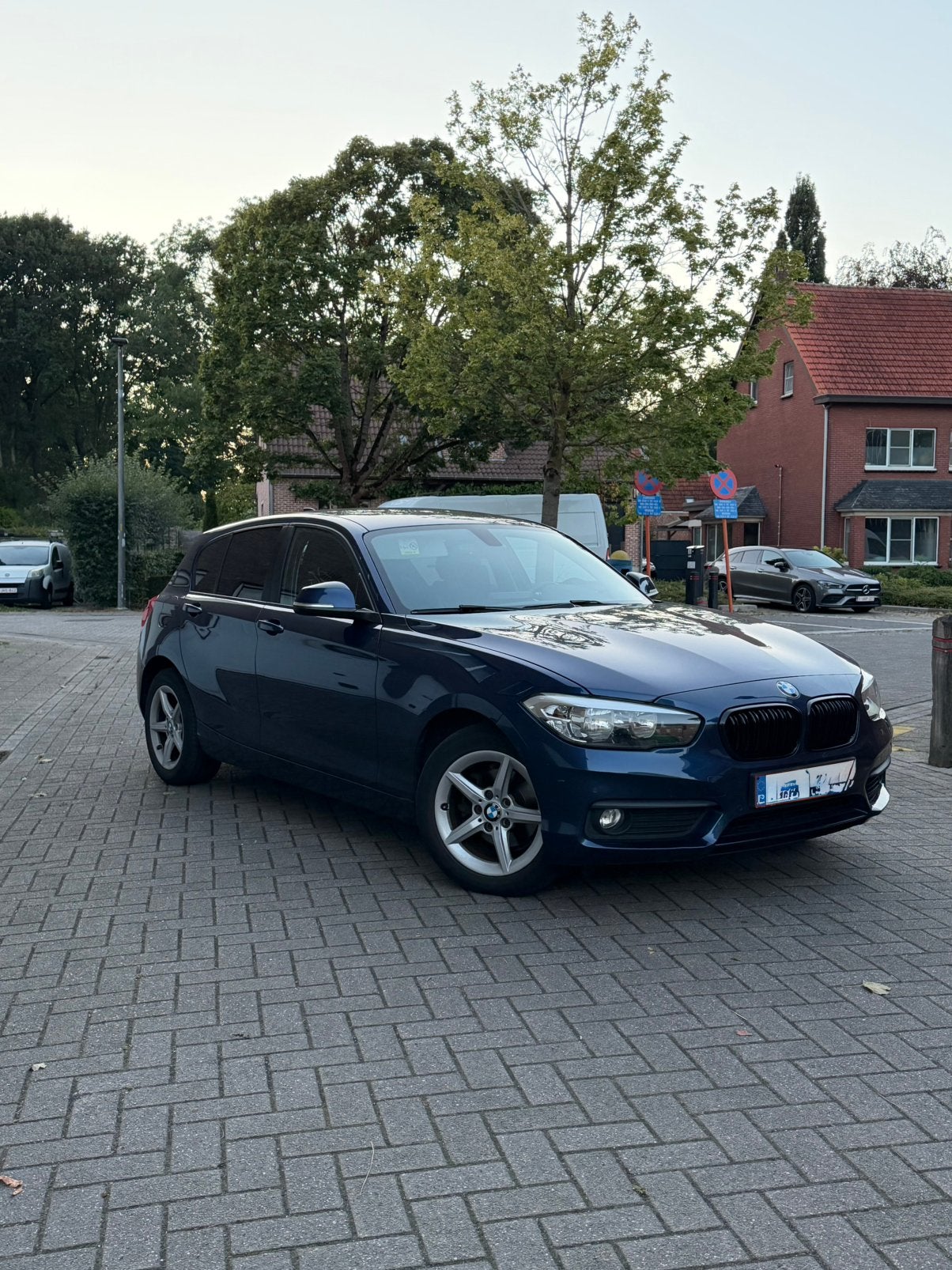 BMW 116D 2019, Auto's, BMW, Automaat, 4 deurs, 1 Reeks, Zwart