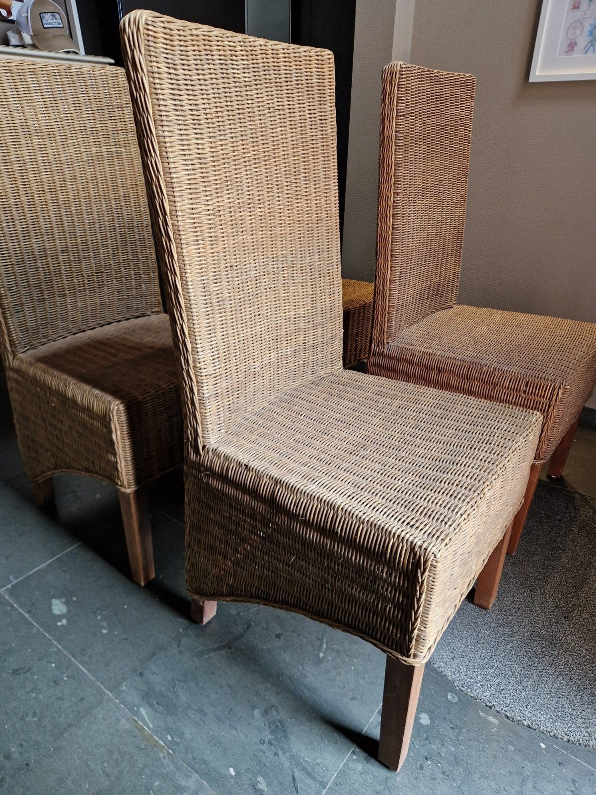 4 rieten / rotan stoelen, Ophalen