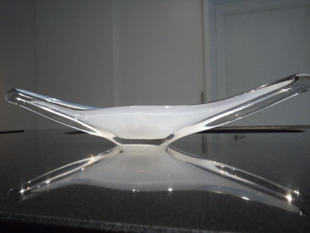 Art Deco modernist bowl design gelaagd kristal ca1960 (Daum), Antiek en Kunst, Kunst | Designobjecten, Ophalen
