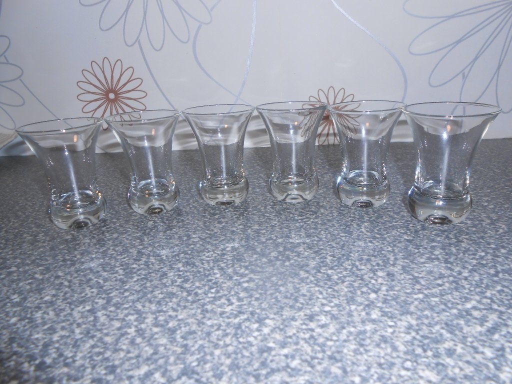 6 shotglazen/borrelglazen., Ophalen of Verzenden, Zo goed als nieuw, Borrel- of Shotglas