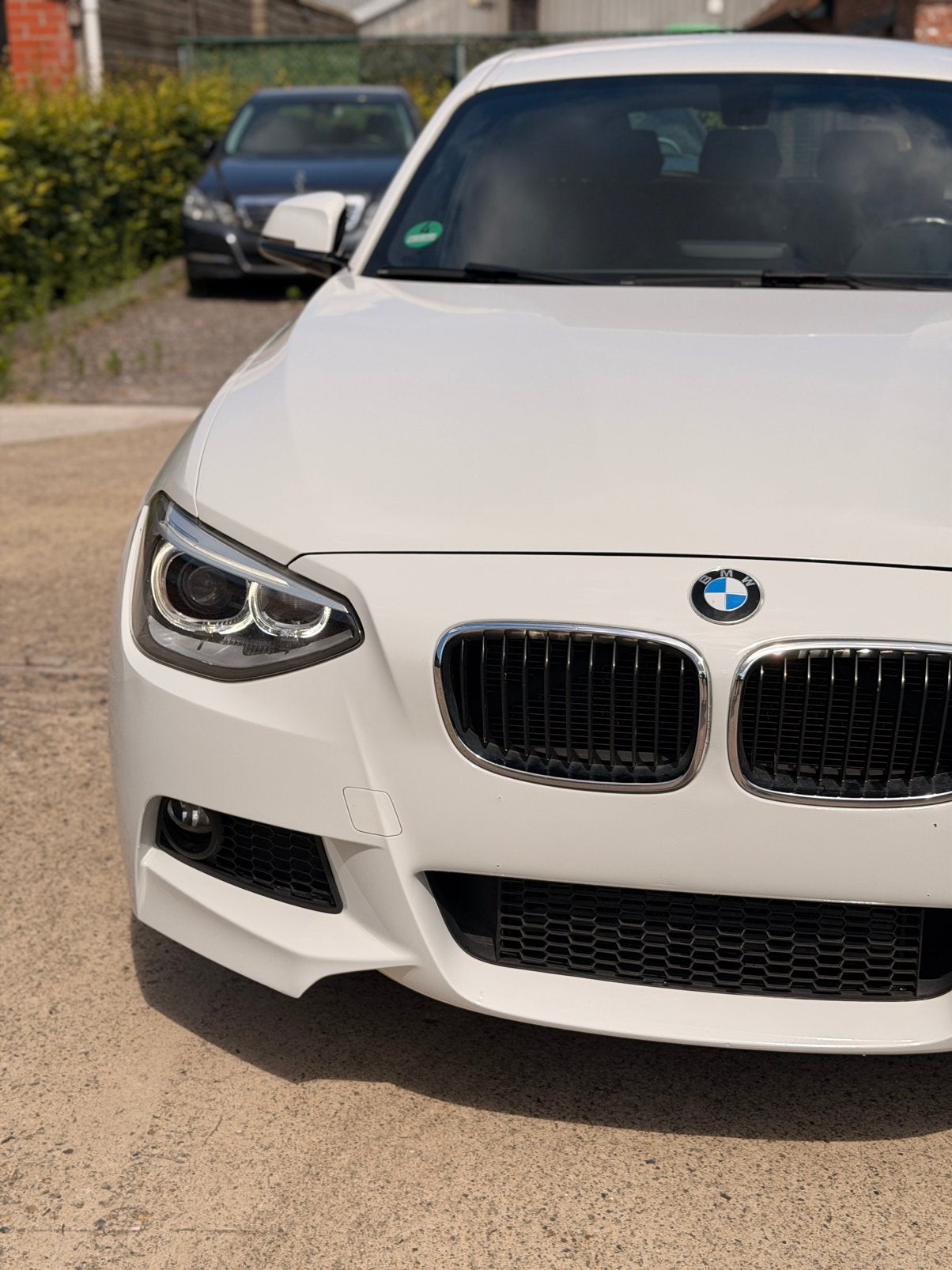 BMW SÉRIE 1 116iA ✅ Pack M / CARPLAY GARANTIE AUTOMATIQUE, Autos, 100 kW, Achat, Euro 6, Carnet d'entretien