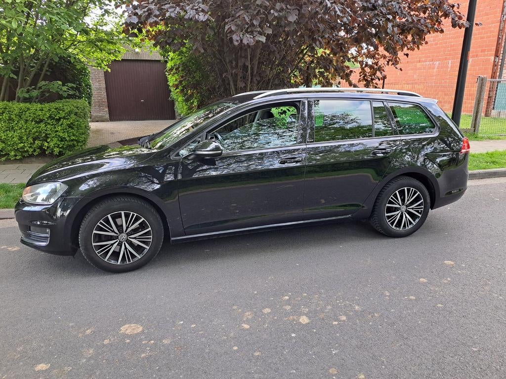 Volkswagen Golf 7Allstar 1.2 Benzine. Automaat. Euro 6B, Auto's, Stof, Euro 6, 4 cilinders, Zwart