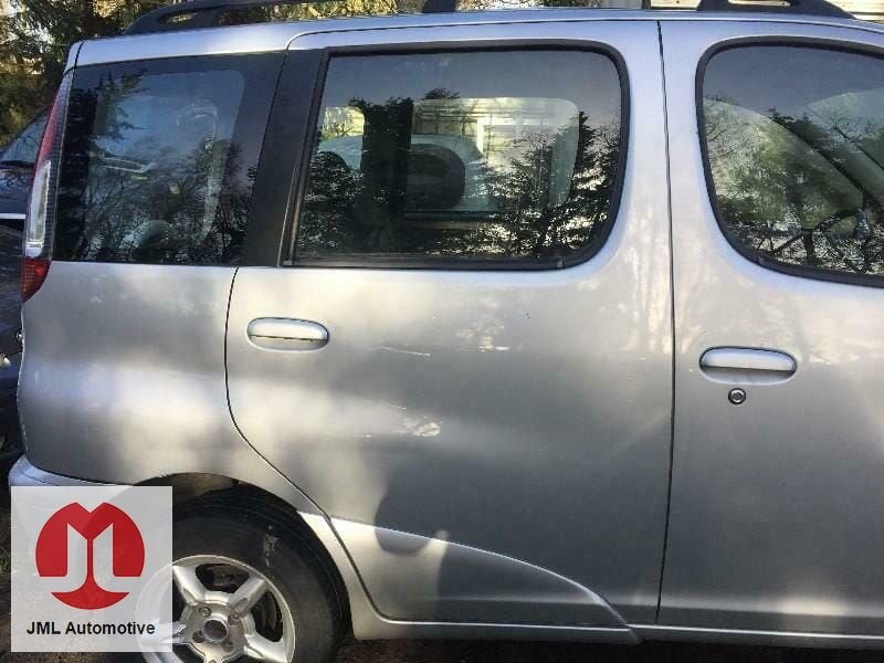 PORTIER DEUR RECHTS ACHTER TOYOTA YARIS VERSO, -, Toyota, Utilisé, Porte