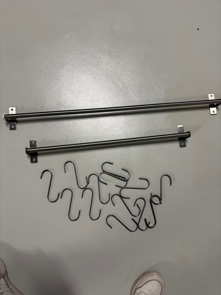 2 hang baren, Motoren, Ophalen