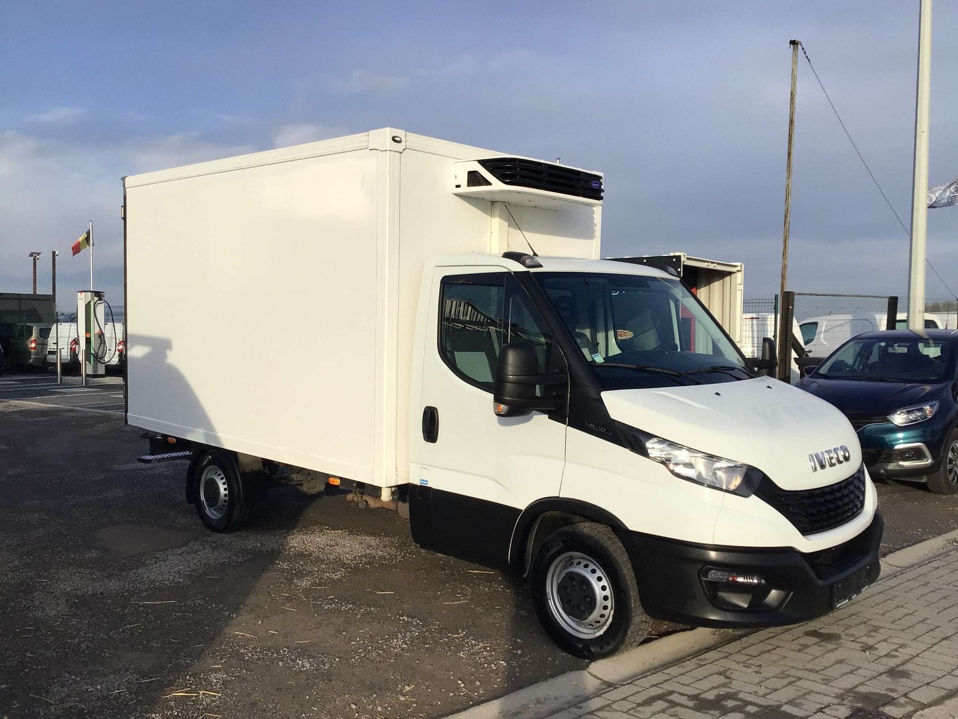 Iveco Daily cooler/vriezer -20 2020 59000km 27950e ex, 4 deurs, Stof, Gebruikt, 4 cilinders